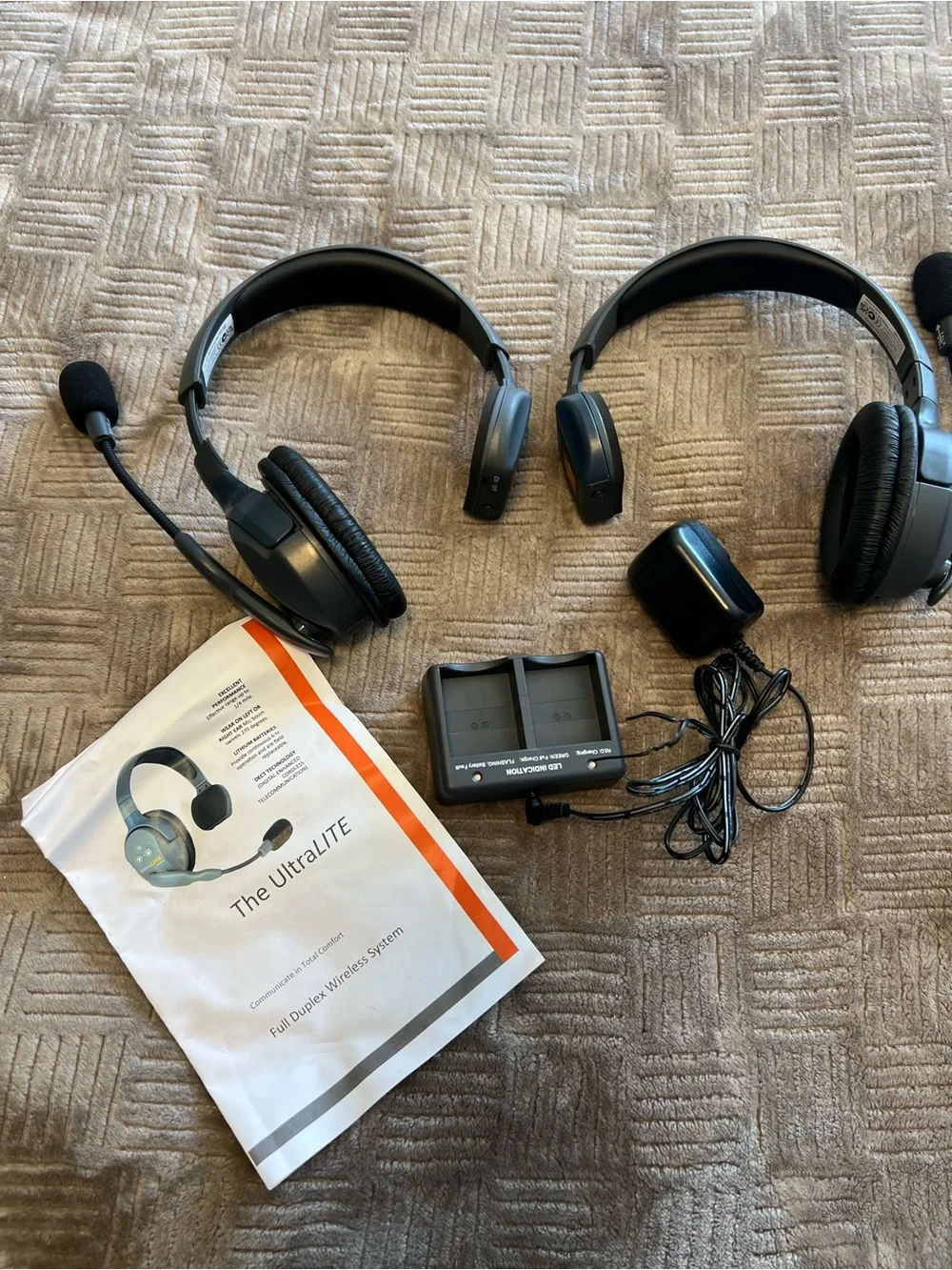 Eartec Dual Wireless Headset System — USED ONCE!